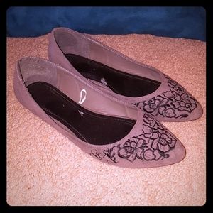 Pretty Gray Flats